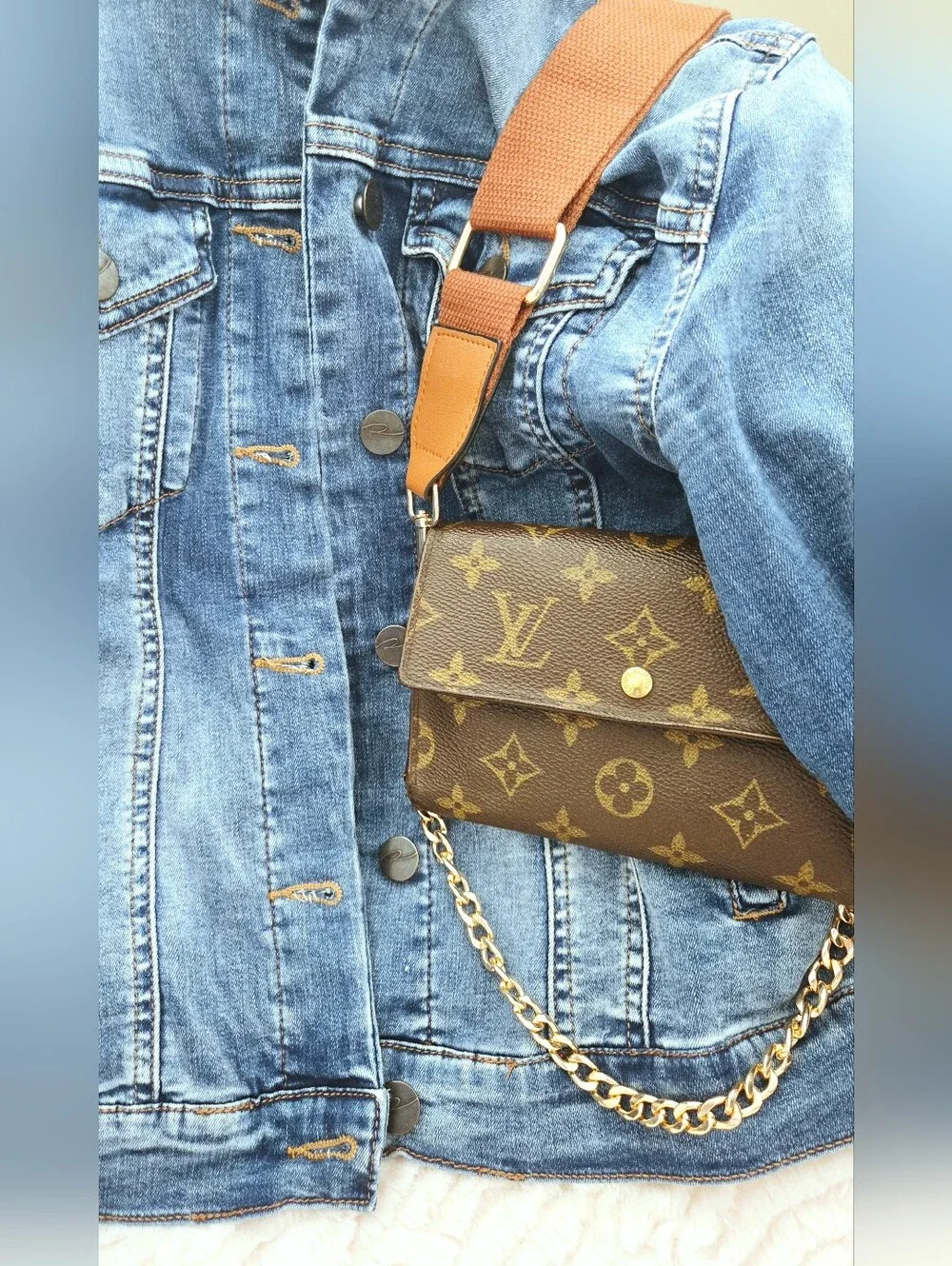 Authentic LOUIS VUITTON LV Monogram Wallet Clutch Card Holder Crossbody WOC‎ - Picture 2 of 13